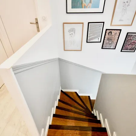 - Maison Contemporaine Avec Piscine 펜션 아르본느
