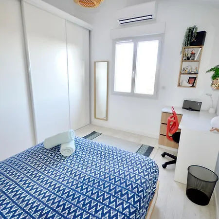 - Maison Contemporaine Avec Piscine