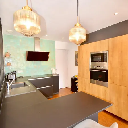 - Maison Contemporaine Avec Piscine 펜션
