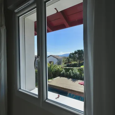 度假居 - Maison Contemporaine Avec Piscine *